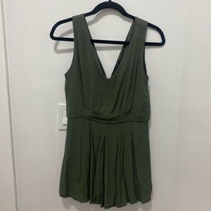 Emerald green size medium romper. Bundle to save $$